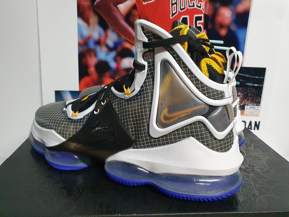 Nike LeBron XIX 19 Hardwood Classic Men's UK 9.5 EUR 44.5 (CZ0203