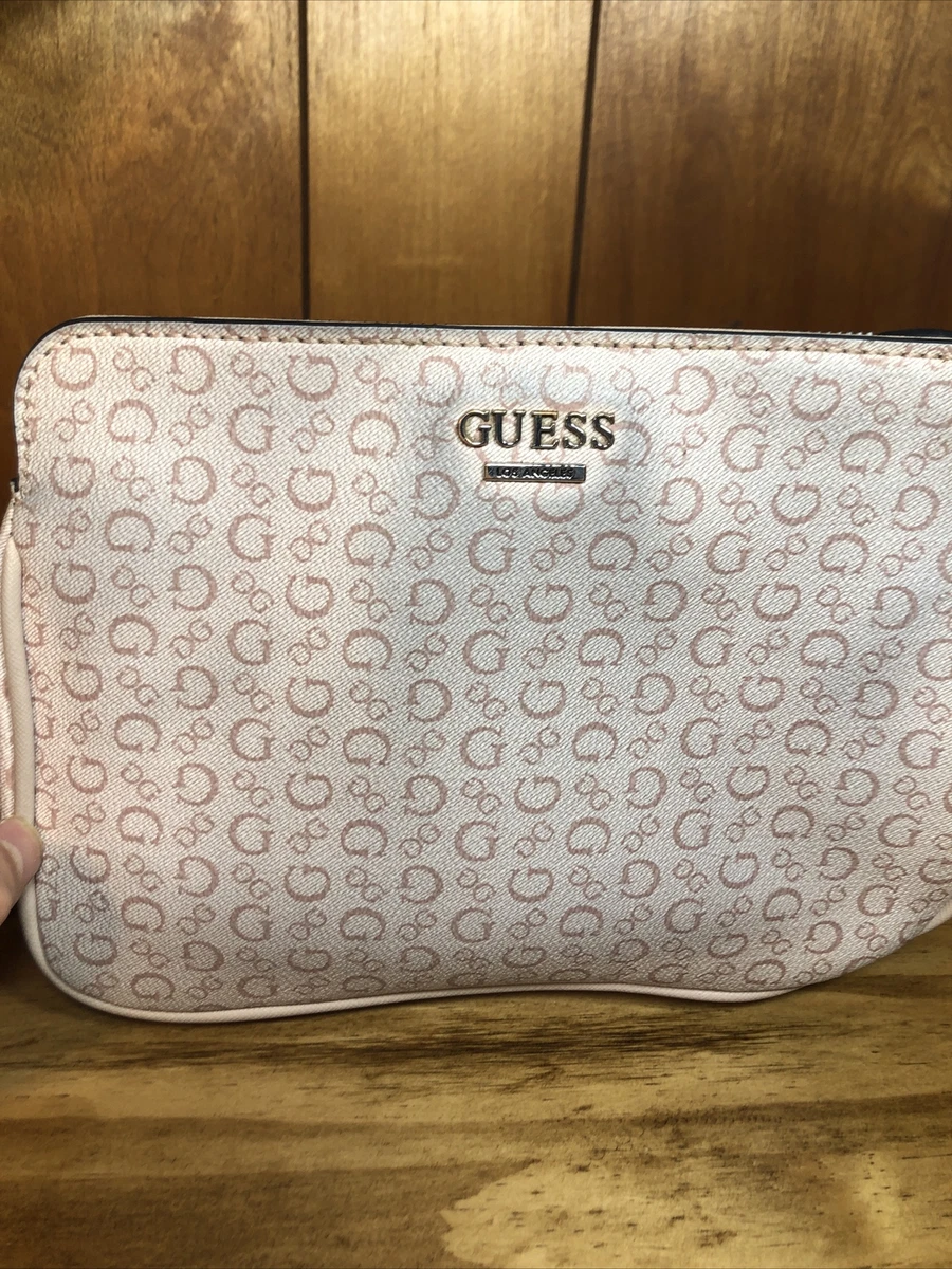 New GUESS Handbags, Crossbodies & Satchels