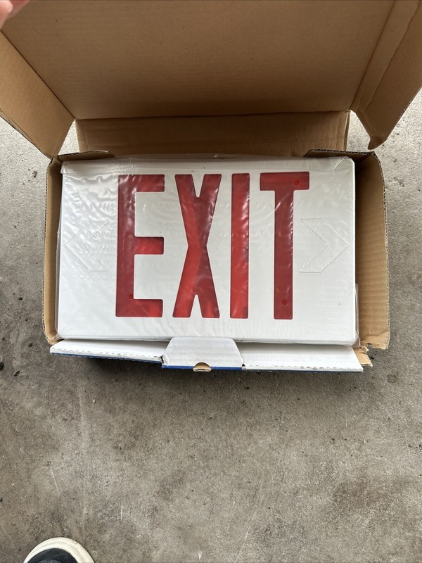 EXIT SIGN RED DOUBLE SIDE LED EMERGENCY LIGHTING MAGNATRON MAGU2RW PLASTIC AC