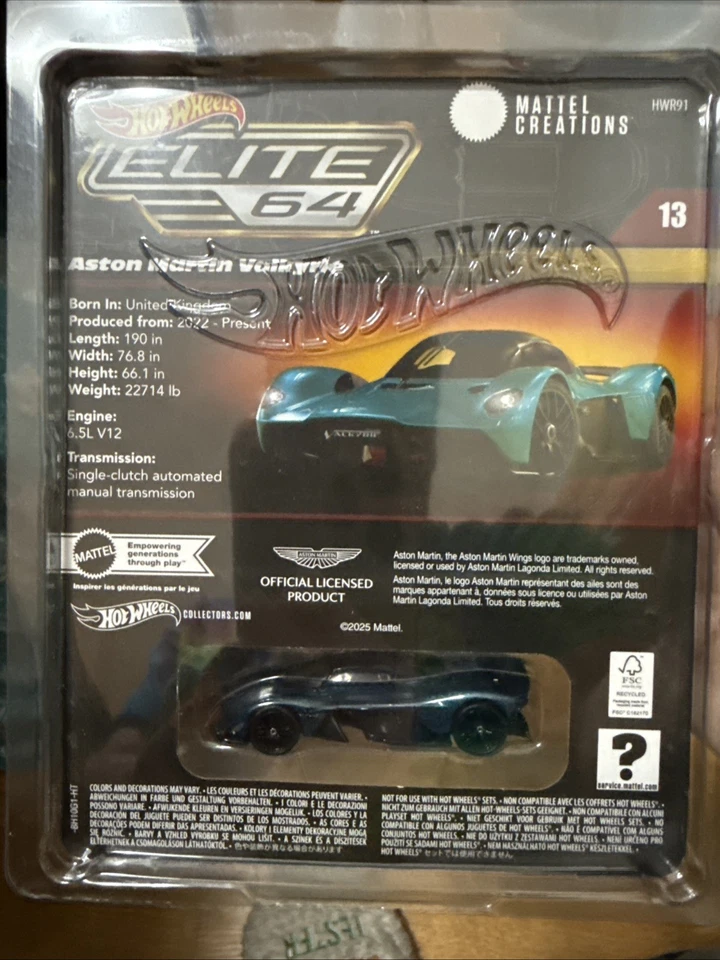Hot Wheels Elite 64-HWR91 Aston Martin Valkyrie Mattel, Hot Wheels, Oficial Foto 3 de 4