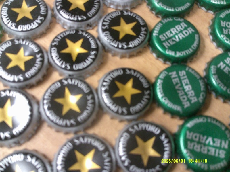 88 Beer Bottle Caps-Red Hook,Sapporo & Sierra Nevada-Awesome Condition