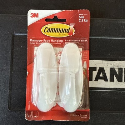 COMMAND STRIP 3M MEDIUM WHITE DESIGNER 2 PC HOOKS DAMAGE FREE HANGING 3 LB NEW