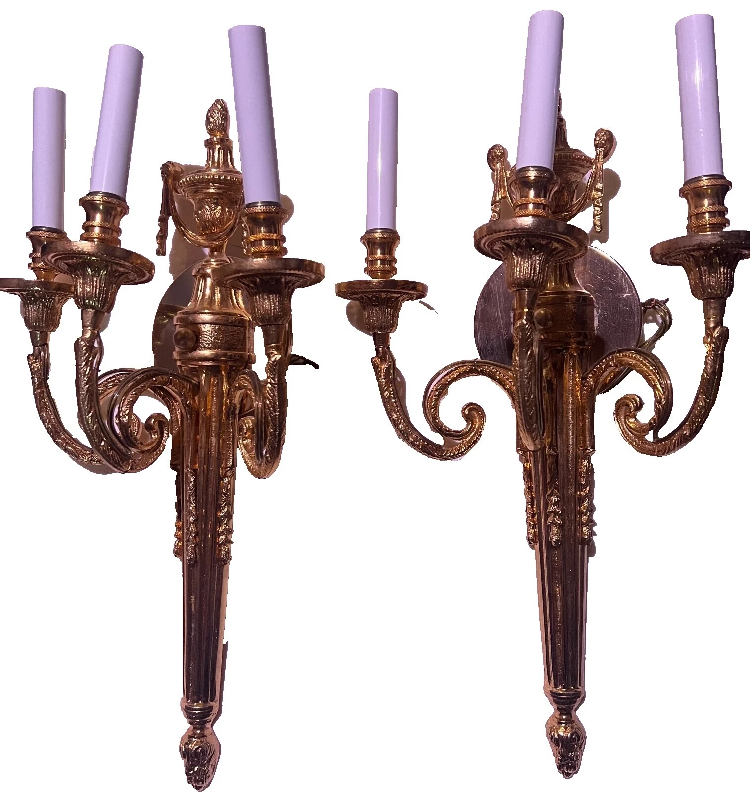 Медные белые настенные светильники Metropolitan