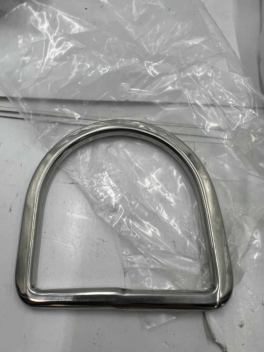 What hardware is needed to mount a hose boom to a wall and allow it to swivel