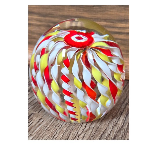 Murano Design Toso Ribbons Twisted Italian Glass Paperweight Red White Yellow - Picture 2 of 5