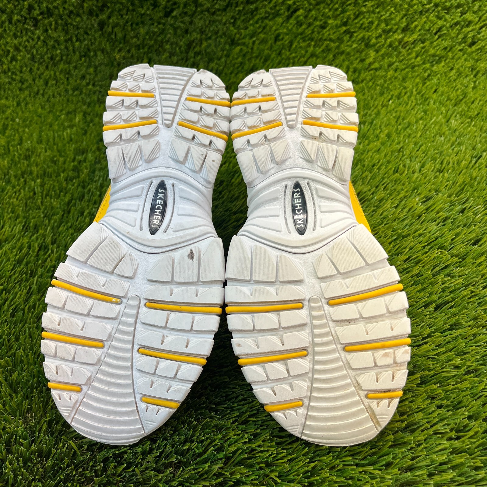 SKECHERS Line Friends Energy Animated Womens Size 5.5 Athletic Shoes Sneakers