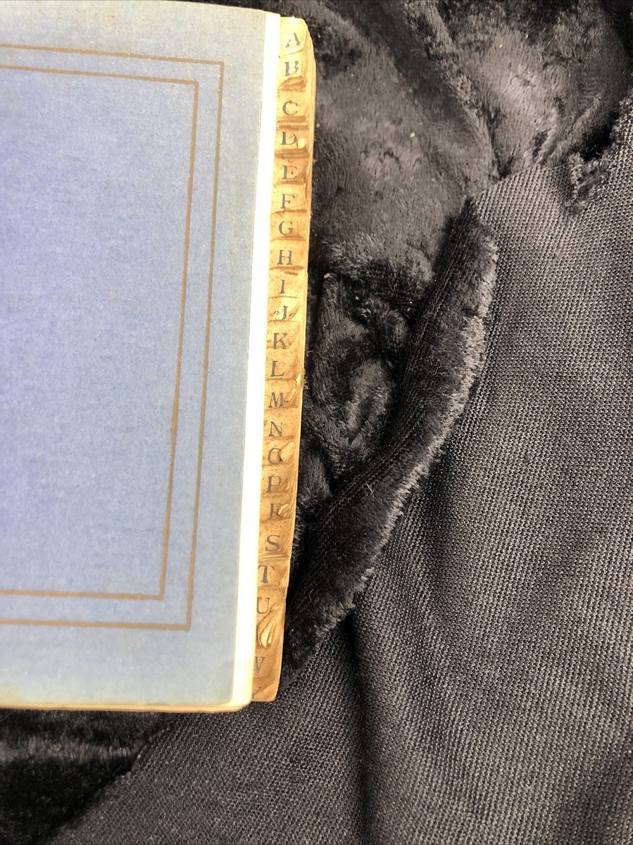 ティファニーブルー。2点 Antique Tiffany & Co. Blue Book 1909 Volume XVI, Second