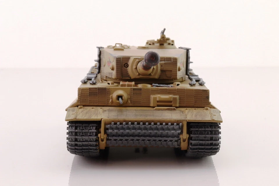Corgi 1/50 Tiger 1 Tank PzKpfw VI Ausf. E Black 300 SPZABT 505 1944 1/50 CC60514 - Image 4 of 4