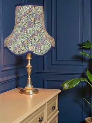 William Morris Violett & Kolumbine Steh- & Tischlampenschirme Wand- & Deckenleuchten