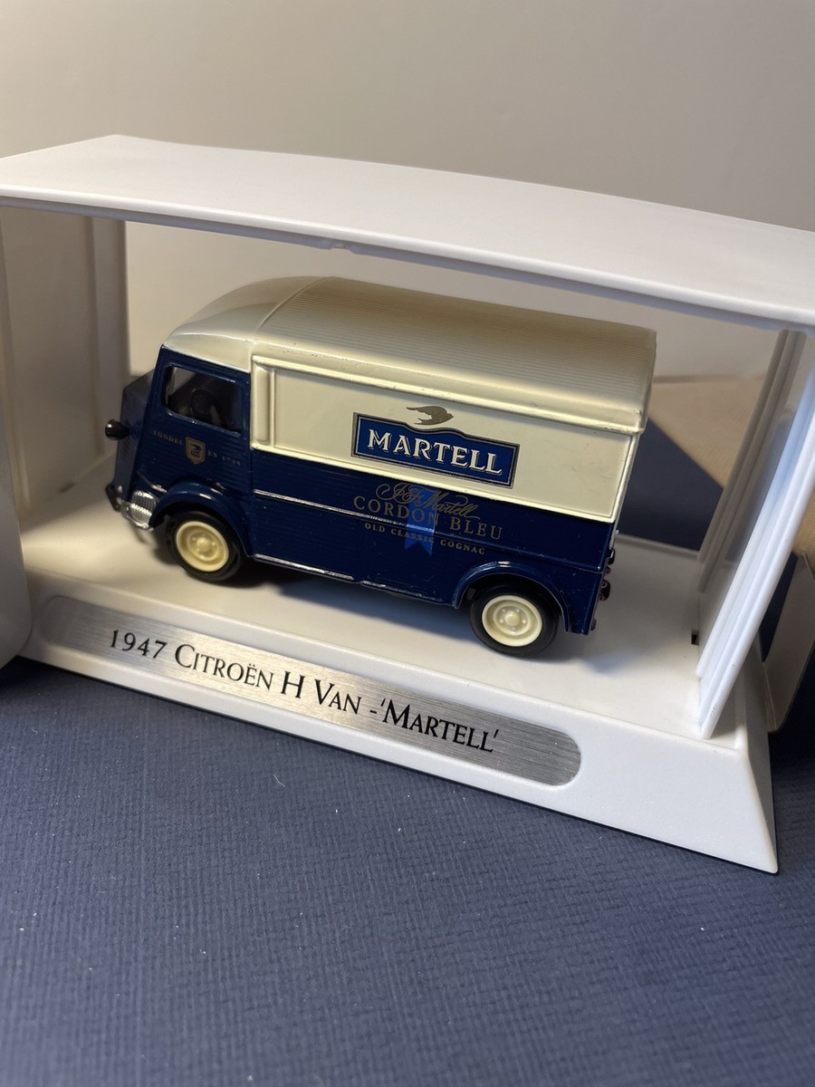 1947 Citroën H Van - Martell Matchbox Yesteryear YTF2 1947 Citroen 'H' van 'MARTELL'. Mint
