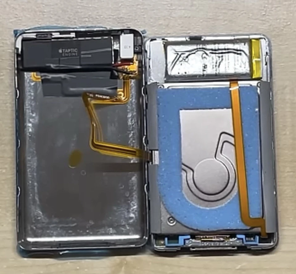 iPod Classic Taptic Engine Service - Image 3 of 3