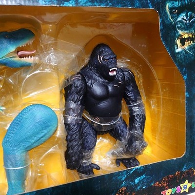 Toys R Us X-Plus Kong Vs Vastatosaurus-Rex Figure Limited Edition