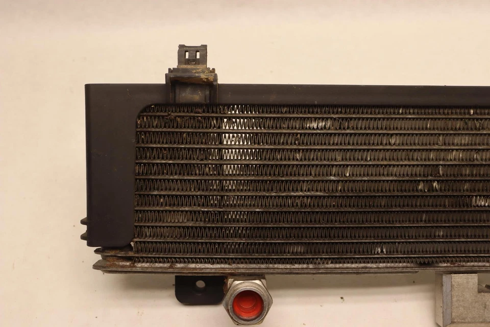 GMC SIERRA 2500 HD 2015-2016 Denali 6,6 L diésel transmisión aire acondicionado enfriador de aceite OEM Foto 3 de 4