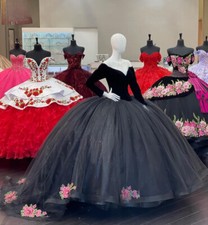 Black Velvet Quinceanera Dresses Long Sleeves Applique Corset Ball Gown Sweet 16