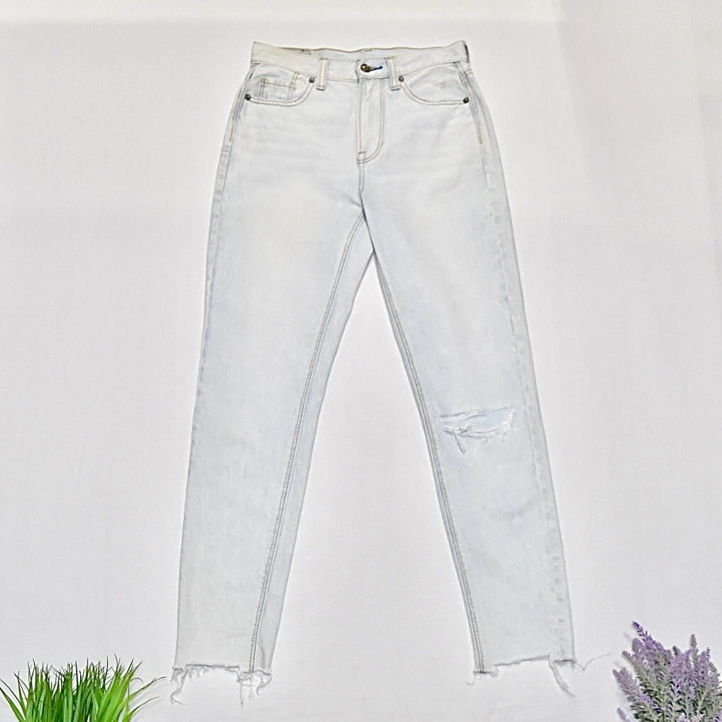 American Eagle Mom Jeans Super Light Wash High Waist Ripped Frayed