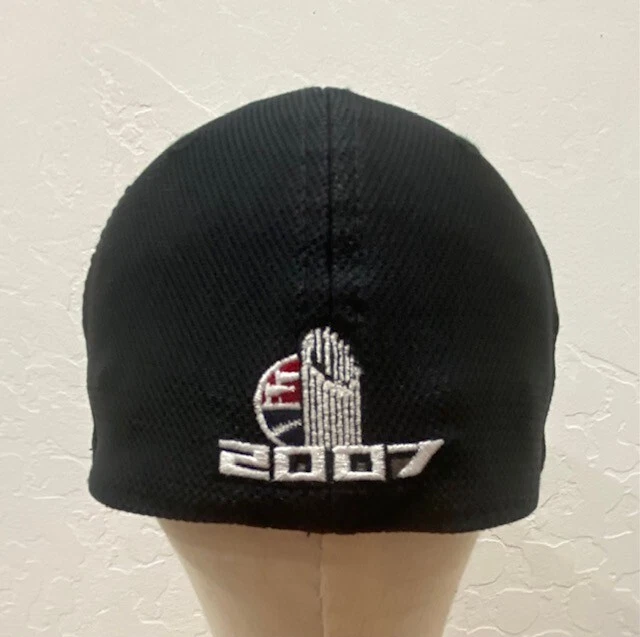 Gorra de béisbol 2007 Campeones de la Serie Mundial Medias Rojas de Boston elástica talla 1 adulto nueva con etiquetas Foto 3 de 4