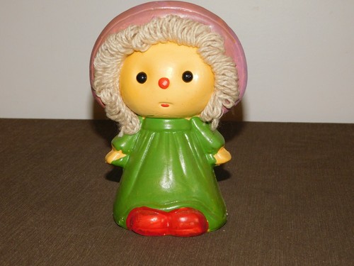 VINTAGE 7" HIGH HOLLY HOBBIE LITTLE GIRL CERAMIC BANK