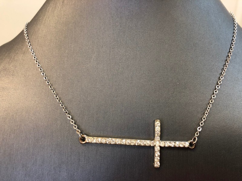 Beautiful Silver Tone Rhinestone Sideways Cross Necklace 17"