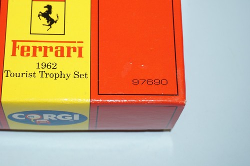 Corgi 1/43 Scale Diecast 97690 - Ferrari 1962 Touris Trophy 3 Piece Set Limited - Picture 5 of 7