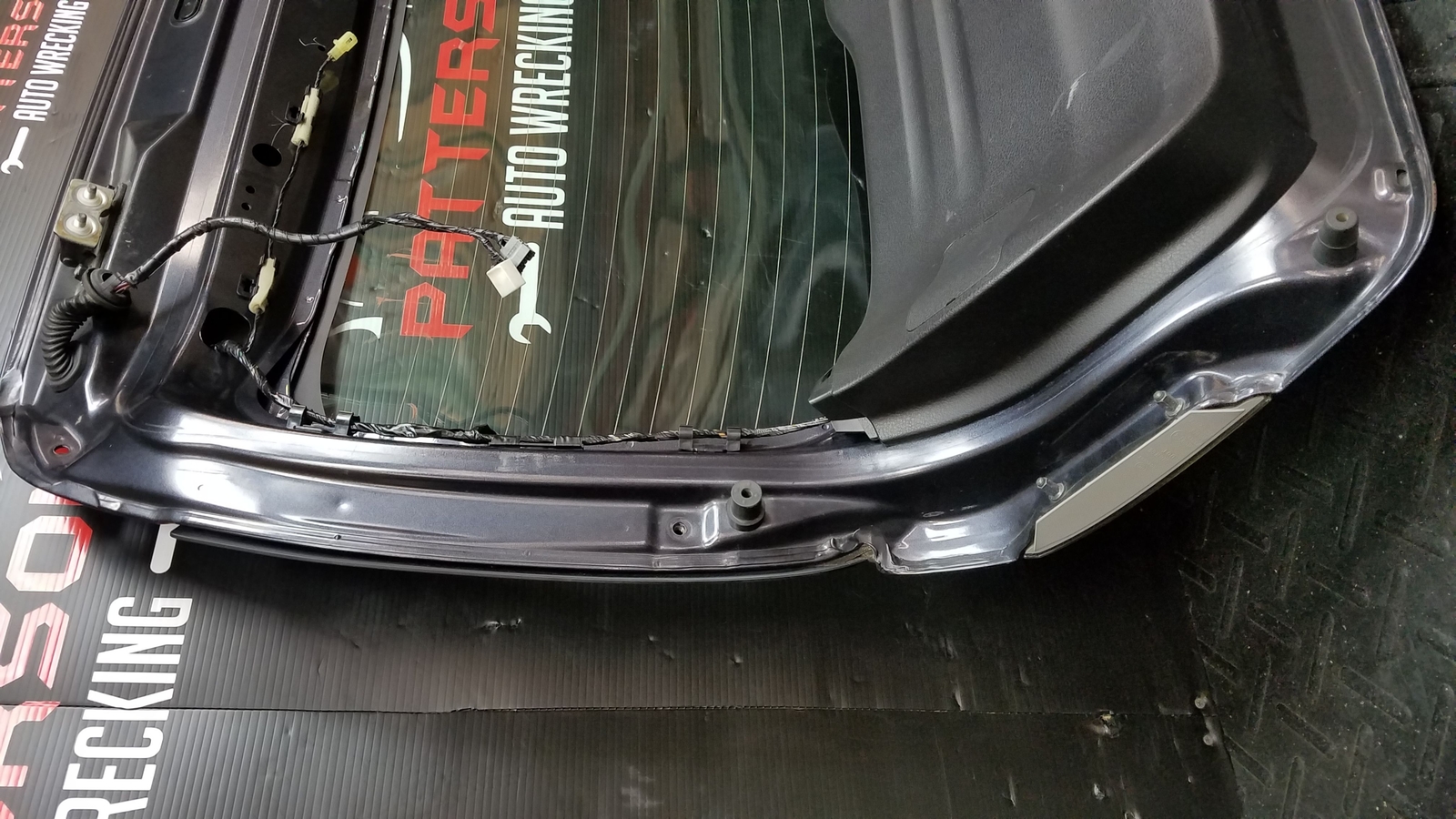 2010 SUBARU IMPREZA Rear Trunk Decklid Hatch Tailgate w/ Rounded Corner Spoiler