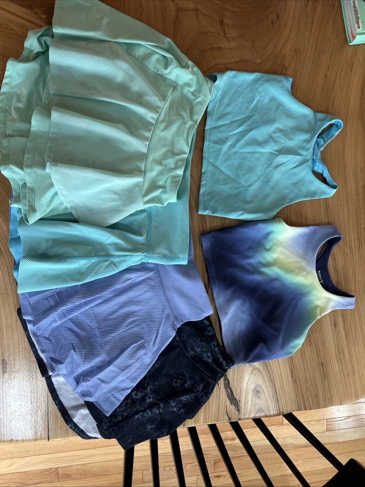 Lote Niñas Verano Ropa Activa Faldas Tanques Prendas para el torso Talla 8/10 Antiguo Azul Marino Objetivo Foto 2 de 4
