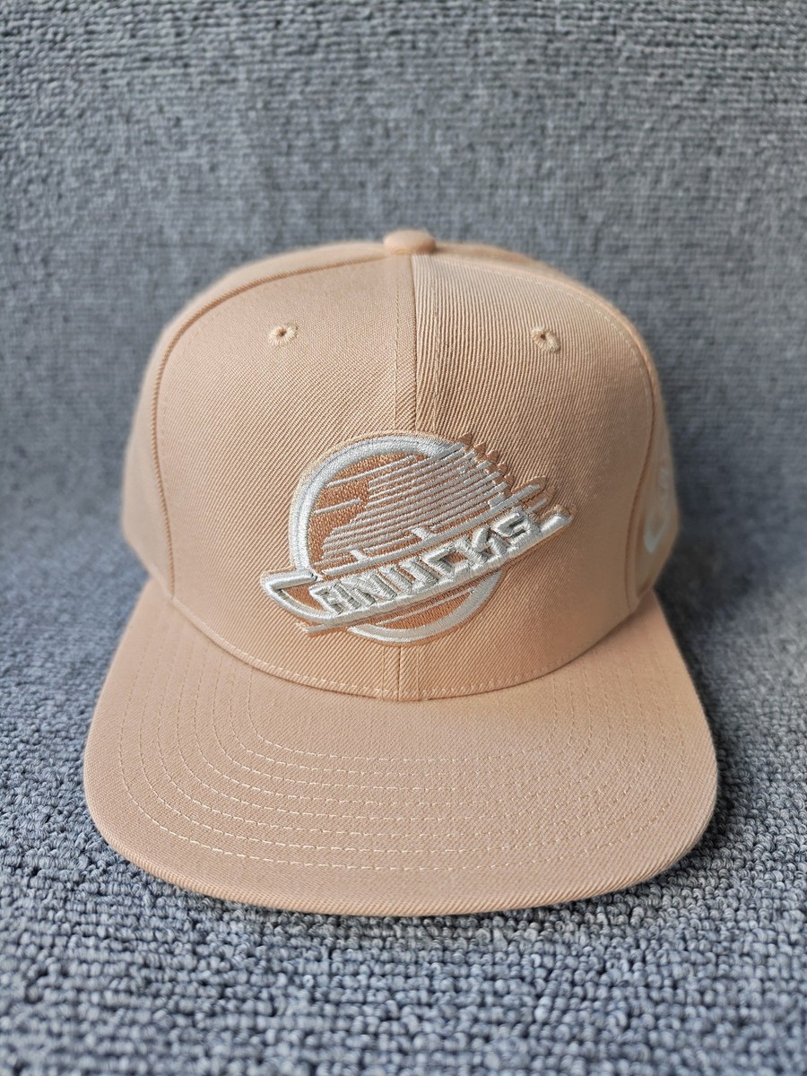 Mitchell & Ness Vancouver Canucks 75th Anniversary Snapback Hat Cap New