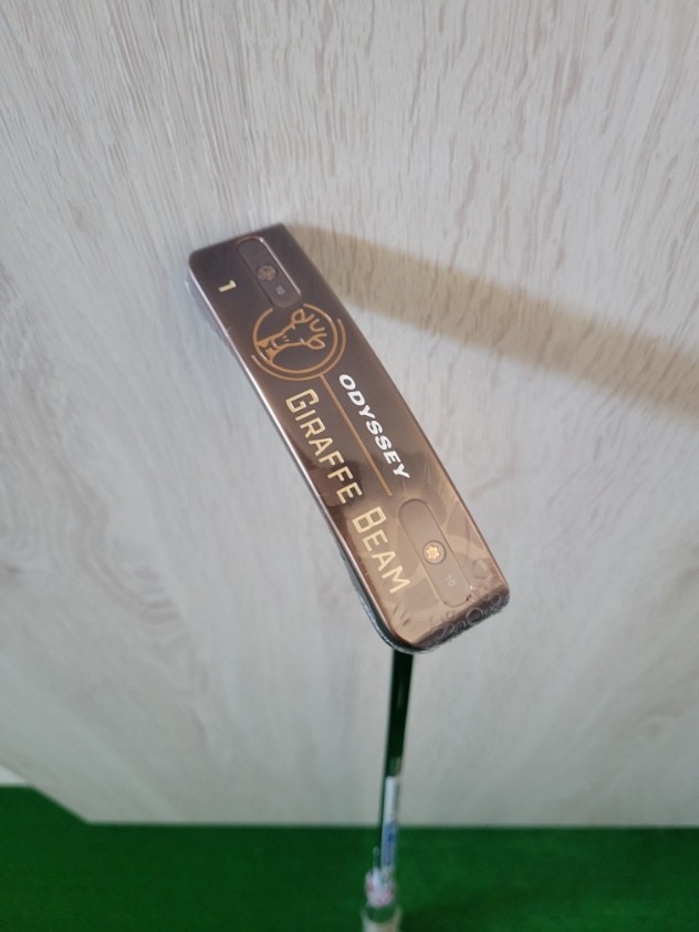 Odyssey New Ltd Giraffe Beam 1 Putter Golf Club