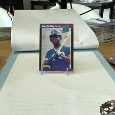 1989 Donruss Rated Rookie Ken Griffey Jr #33 Seattle Mariners *Denotes on Back