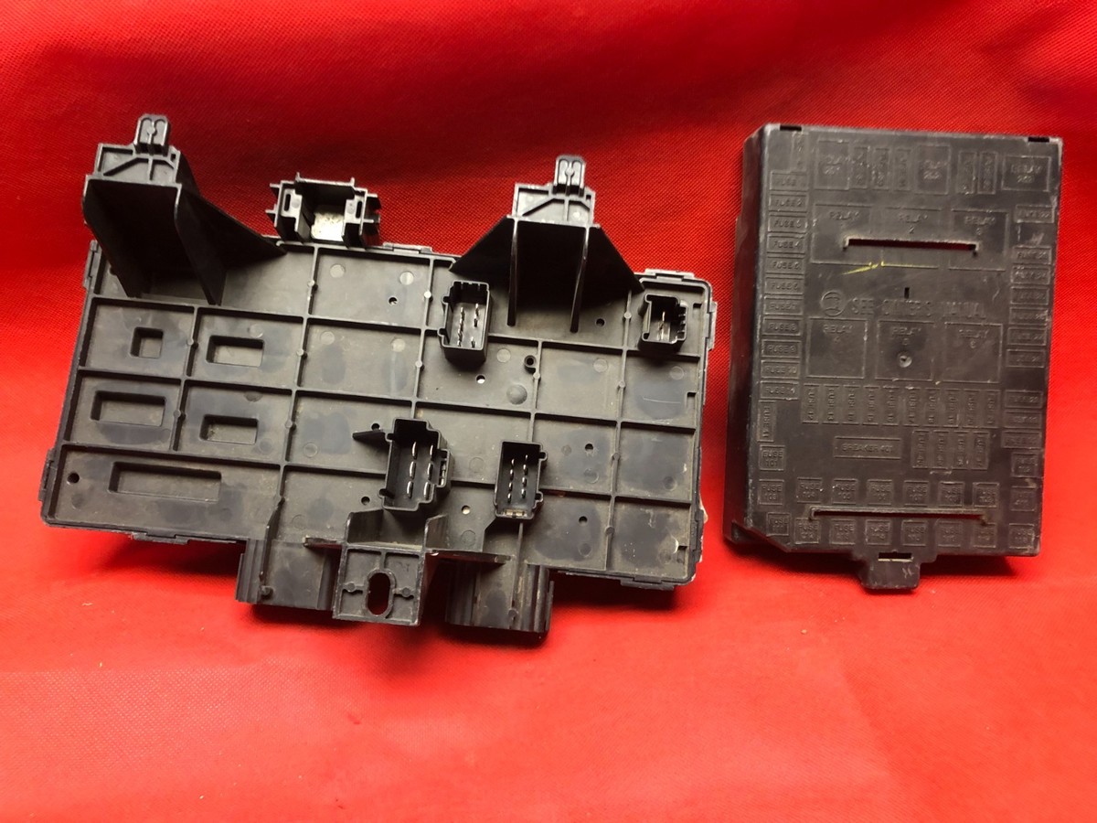 04 Navigator Expedition Fuse BOX Relay Center Power Distribution