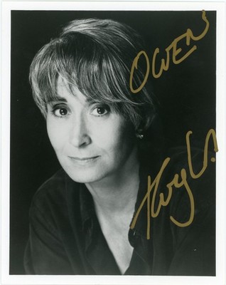 Twyla Tharp   Signed Photograph