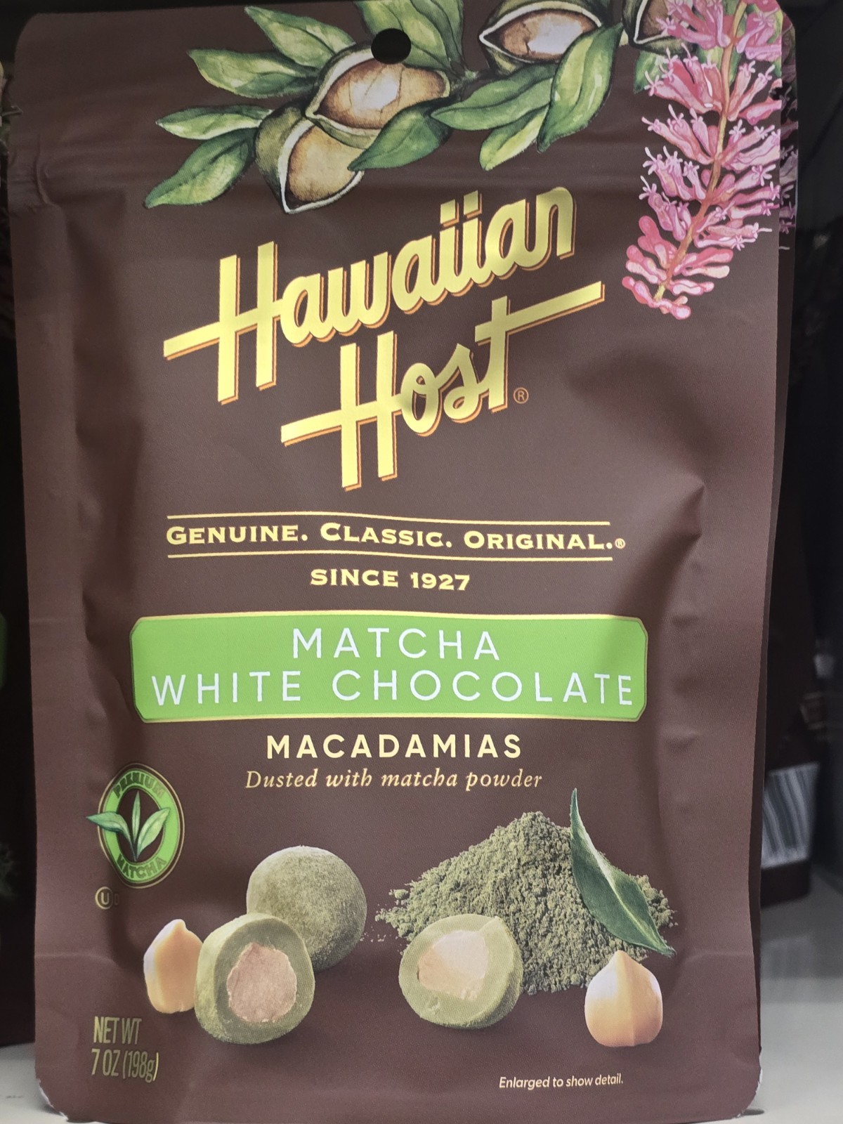 Hawaii Host Exclusive Matcha White Chocolate Macadamia Nut T