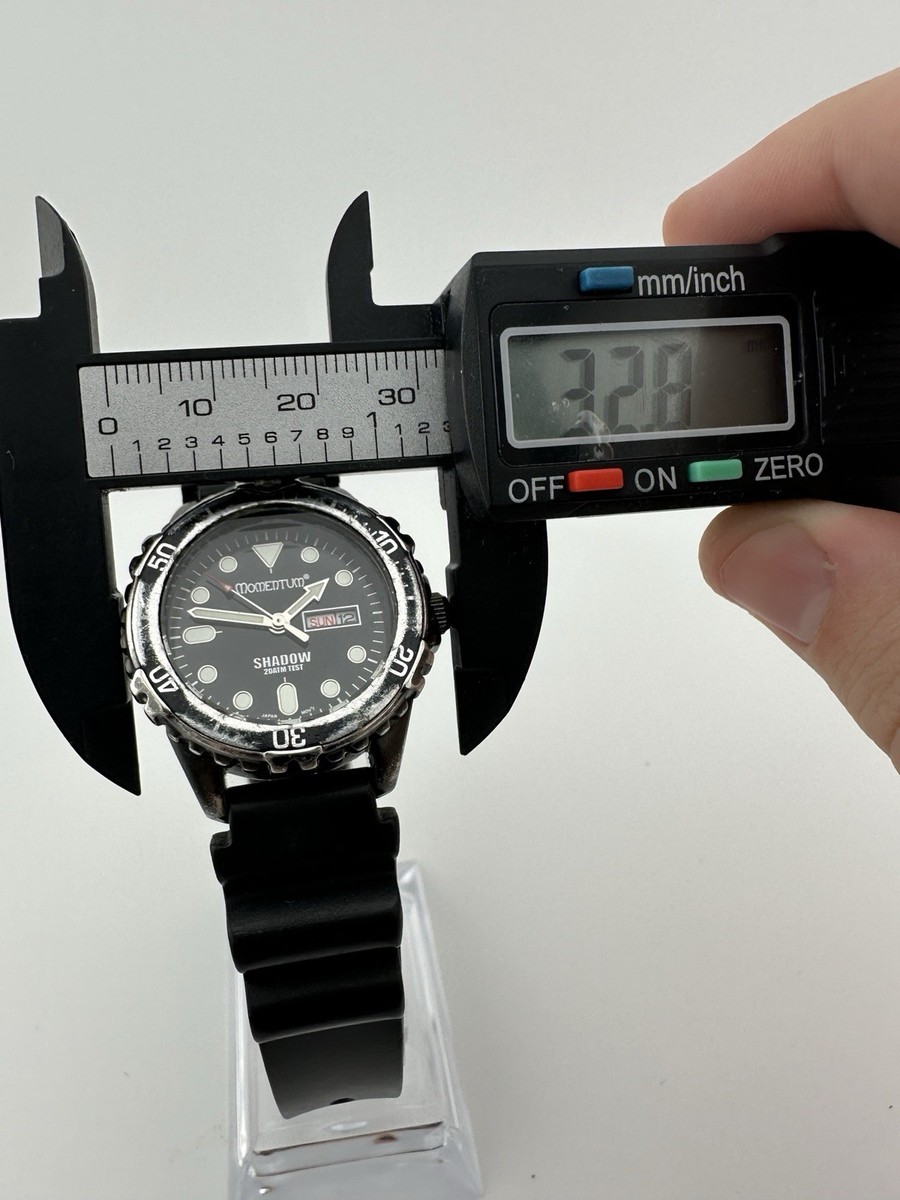 momentum By St Moritz Ladies Shadow Vintage Dive Watch Day  display picture 1