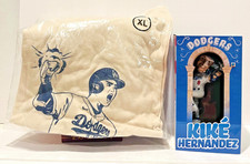 Kike Hernandez 2024 Bobblehead Dodgers + 2024 Shohei Ohtani T-Shirt XL SGA