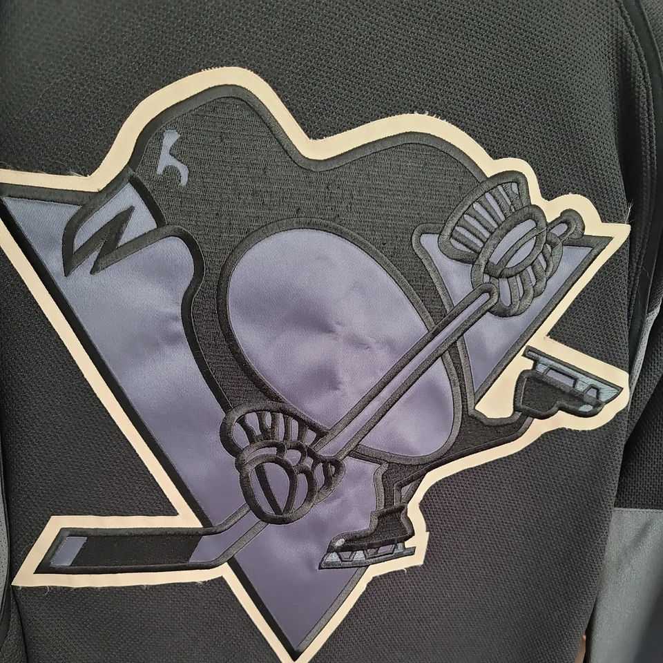 Camiseta deportiva Reebok NHL Pittsburgh Penguins James Neal #18 negra hielo talla M Foto 3 de 4