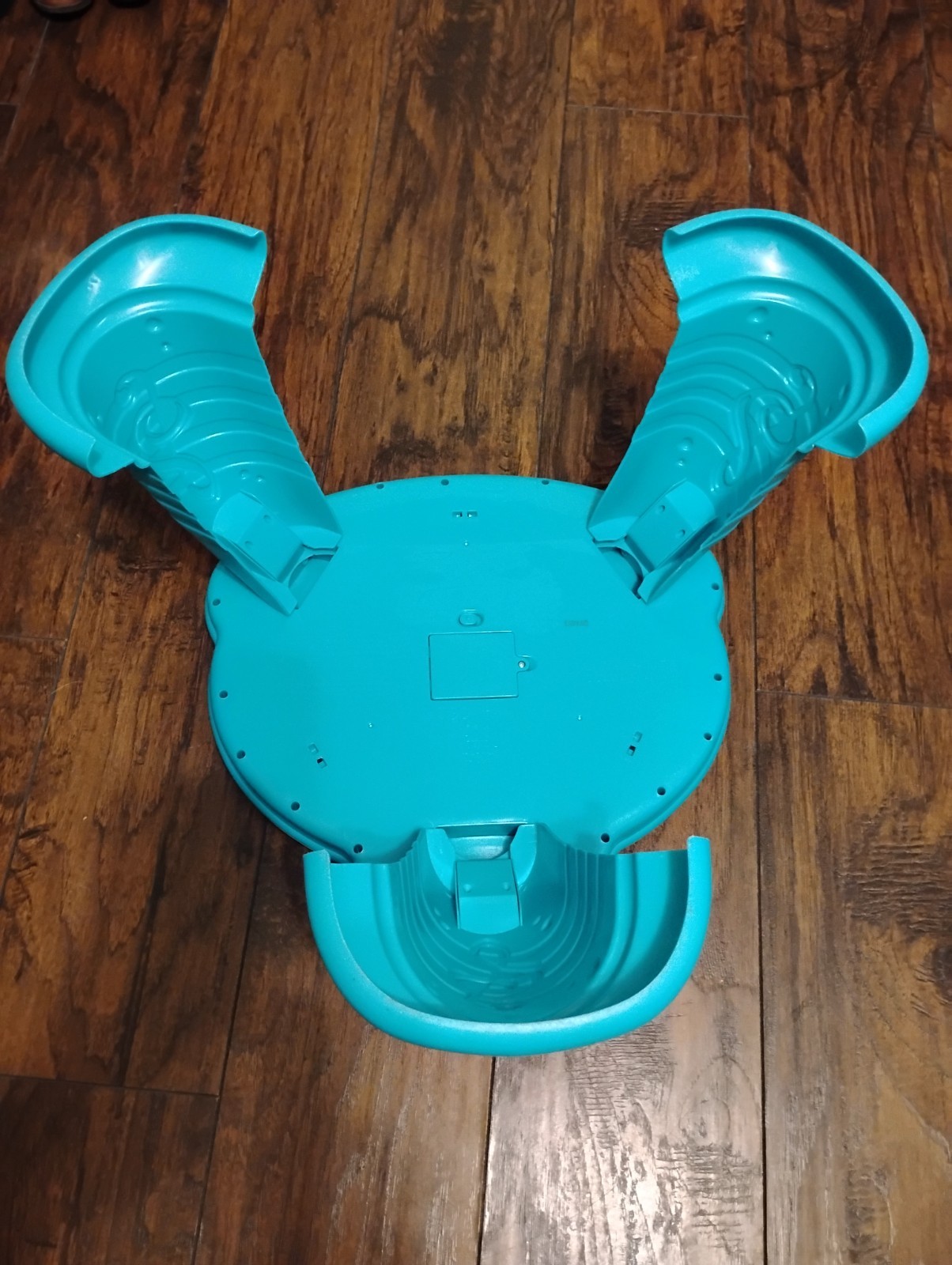 Baby Einstein Discovering Music Activity Table  English, Spanish French Lights 