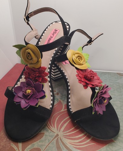 Betsey Johnson Multicolor Floral Adde T-Strap Sandal Block Heel Size 8.5 Artwear
