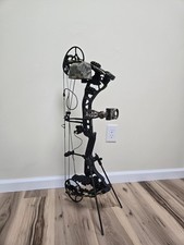 Bear Archery Divergent Compound Bow RH 55-70 Lbs. DL 25.5-30 In.