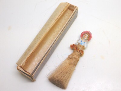 ANTIQUE JAPANESE PORCELAIN HALF DOLL VANITY WHISK/CRUMB SWEEPER