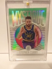 2020 Panini Illusions Basketball No.13 Mystique Refractor Stephen Curry