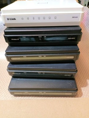 Lot 1x D-Link DIR-652 Gigabit Wi-Fi 2.4GHz et 4x Points accés 300Mb DAP-2310 - Photo 1/4