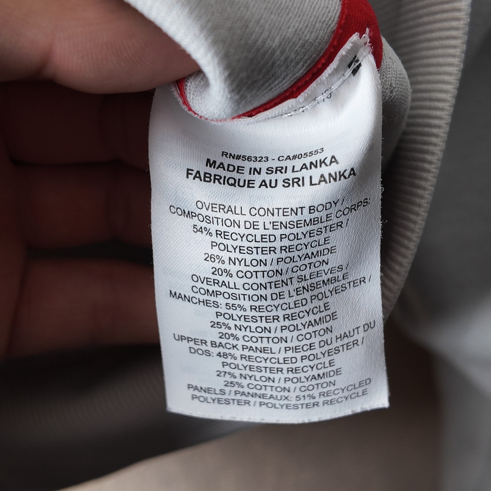 Nike sportswear Team USA  S cropped media jacket with "USA" detail on the cuff. thumbnail 3