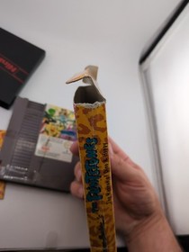 Flintstones Rescue Dino Hoppy Nintendo NES Box And Manual. Cracked Untested