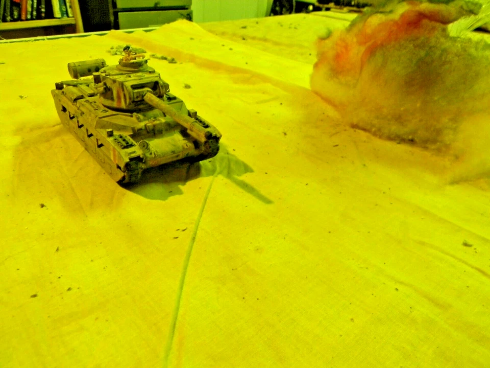 1 FOV Metal  British WW11 Matilda Tank 1:32th by Unimax (April. Listing) - Image 4 of 4