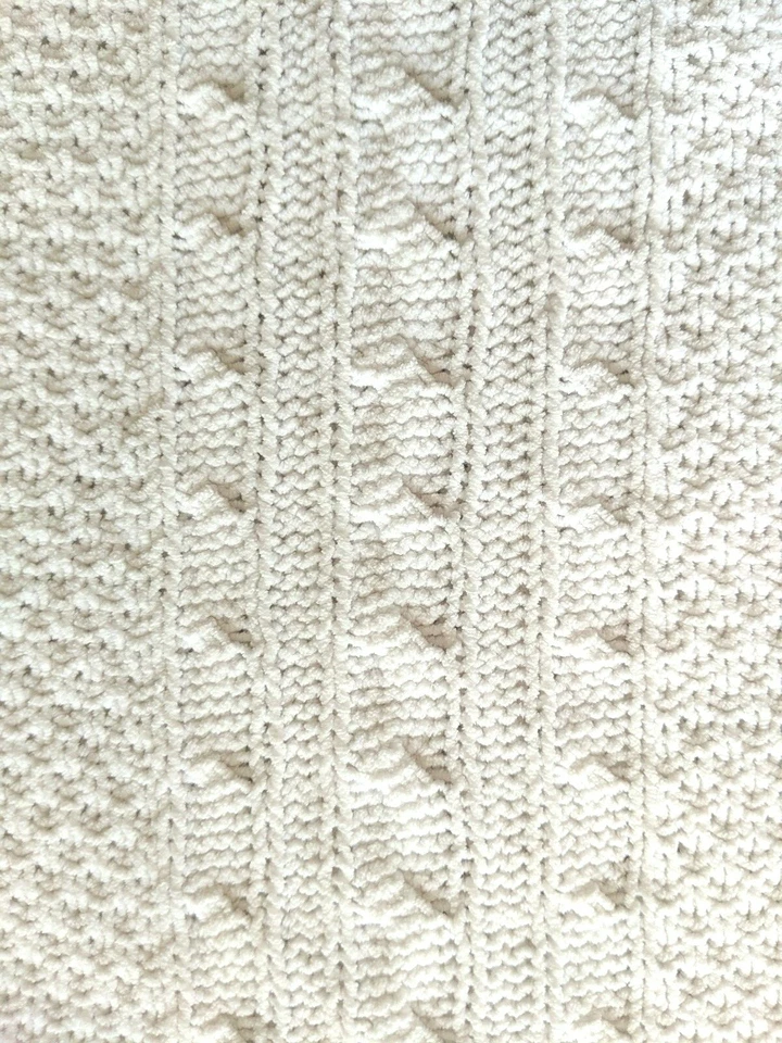 Nordstrom Knit Baby Blanket Chenille White 40in x30in - Image 4 of 4