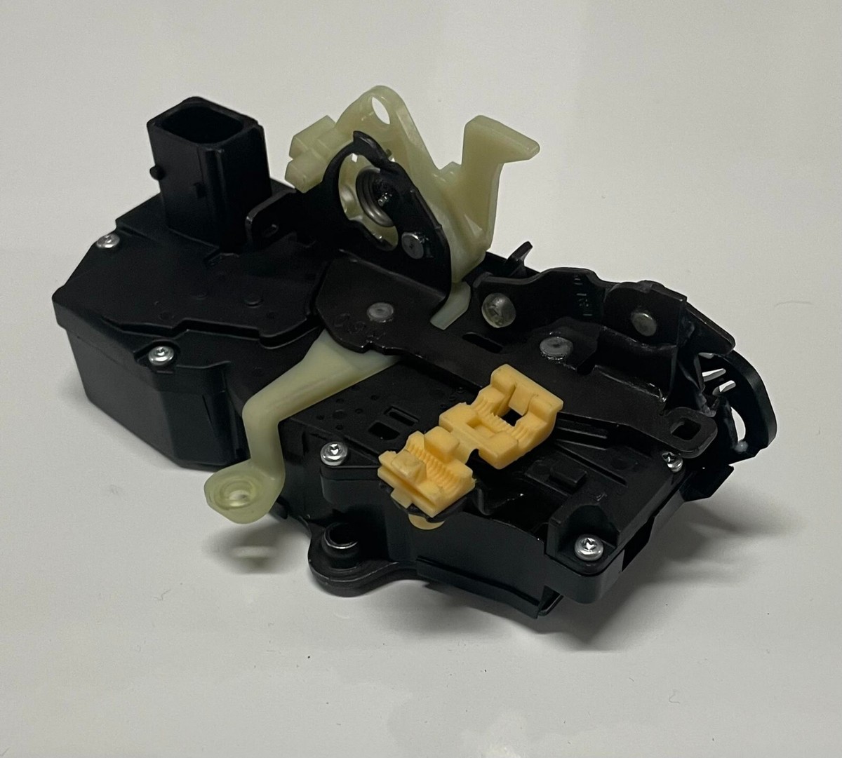 R56-1207R Genuine Peterbilt Door Latch Assembly OEM - New | eBay