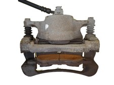 RENAULT KADJAR Brake Caliper Left Near Side Front 1500 Diesel 2016