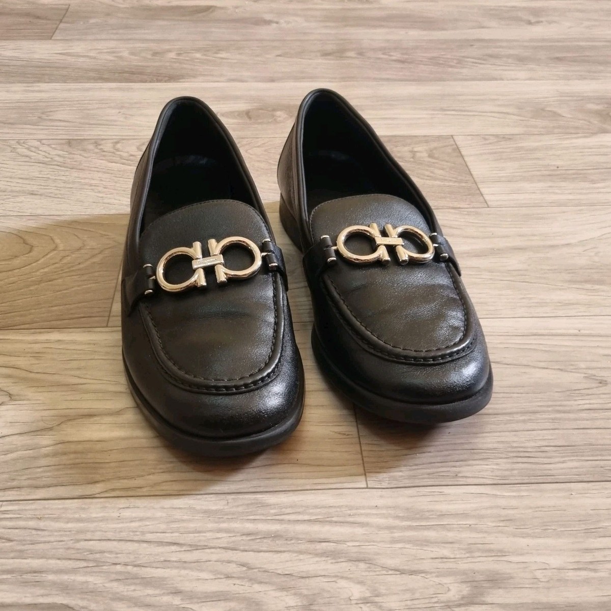 Salvatore Ferragamo Women’s Gancini Loafers Black Leather Gold Bit Shoes Sz  Us