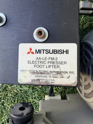 MITSUBISHI LIMISERVO Servo Motor XL-554-20Y, and ELECTRIC PRESSER