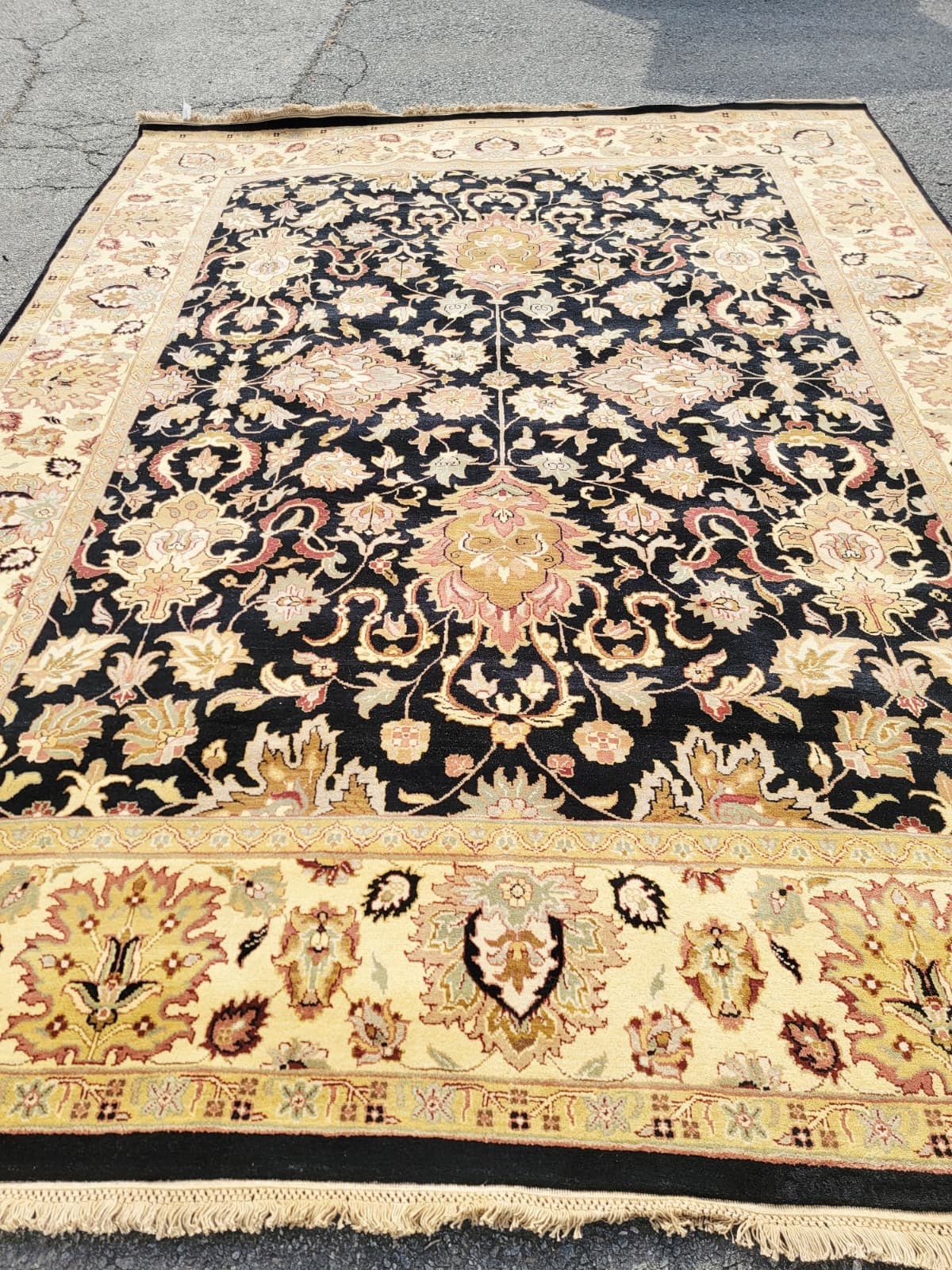 Turkish Oushak 8x10 Hand-Knotted Wool Rug – Black Field with Ivory & Gold Floral