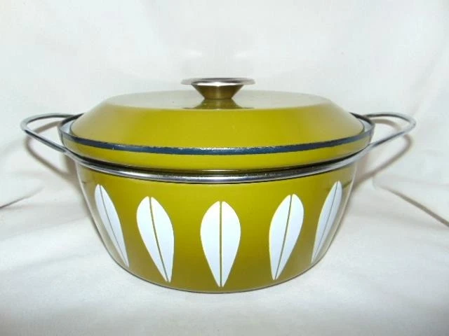 MCM Cathrineholm Green Avocado Lotus DUTCH OVEN Lidded Pot Casserole Enamel
Opens in a new window or